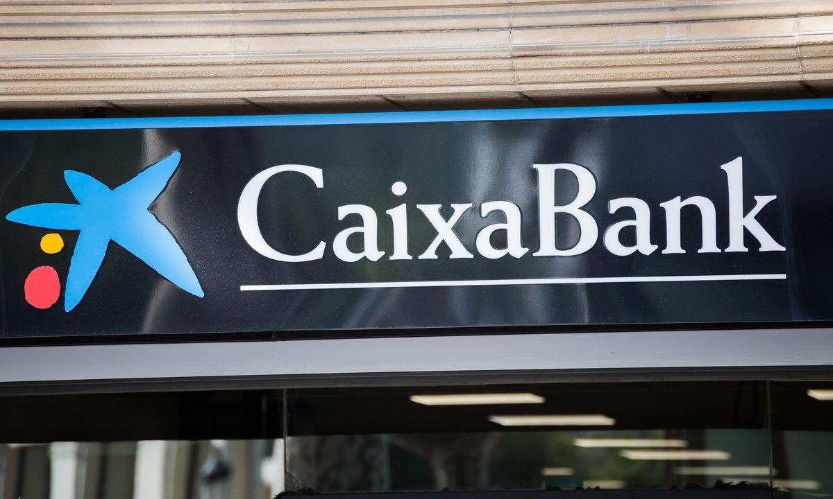 CaixaBank logo
