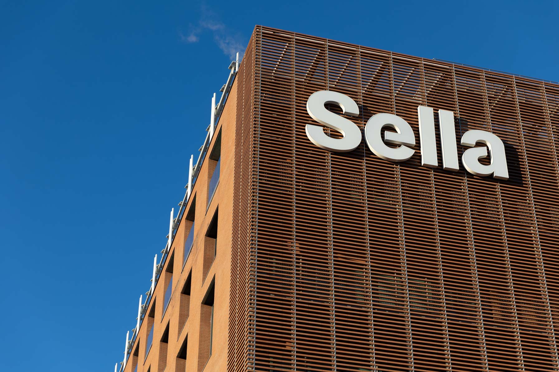Banca Sella logo Italy